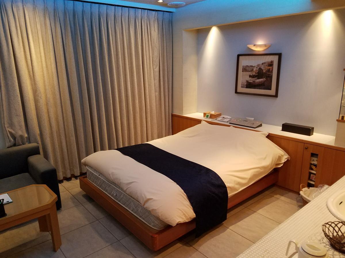 Eight Prince Hotel -Adult Only- Токорозава Екстериор снимка